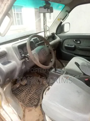 Suzuki APV Minibus 2015 Yellow