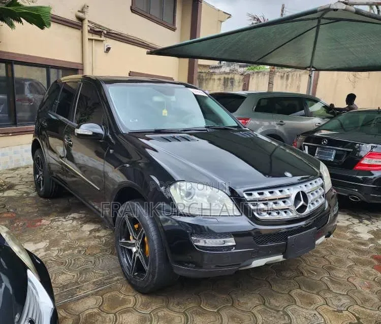 Mercedes-Benz M Class 2010 Black