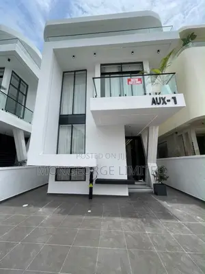 5bdrm Duplex in Lekki for sale