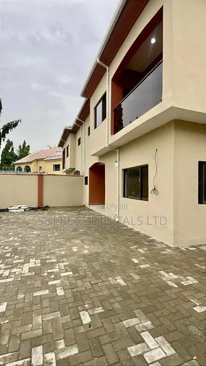 4bdrm Duplex in Life Camp for rent