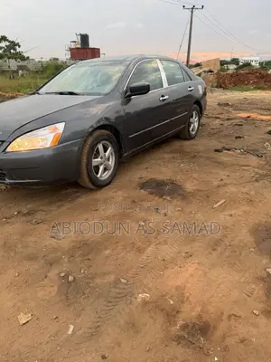 Honda Accord 2005 Gray