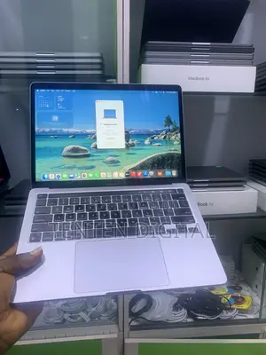 Laptop Apple MacBook Pro 2020 M1 8GB Apple M1 SSD 256GB