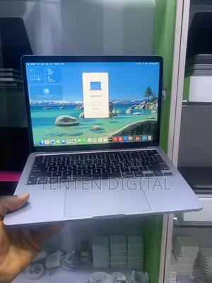 Laptop Apple MacBook Pro 2020 M1 8GB Apple M1 SSD 256GB
