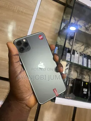 Apple iPhone 11 Pro Max 64 GB Black