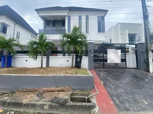 5bdrm Duplex in Osapa london for rent