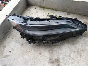Headlamp RX 350 2023