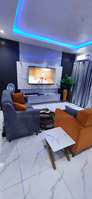 Furnished 2bdrm Apartment in Opposite Peaceville, Lekki Phase 2