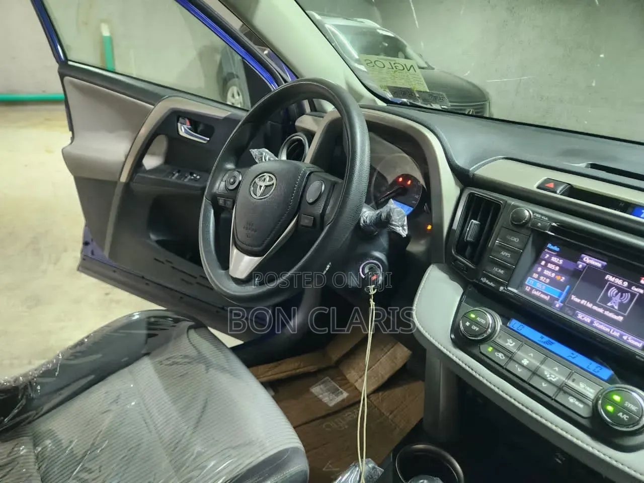 Toyota RAV4 2014 Blue