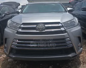 Toyota Highlander Limited 4x4 V6 (3.5L 6cyl 8A) 2018 Silver