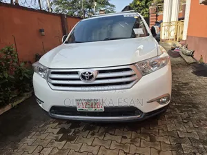 Toyota Highlander 2013 White