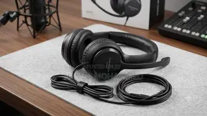 Logitech H390 USB Computer Headset – Noise-Canceling Mic, Enhanced Dig