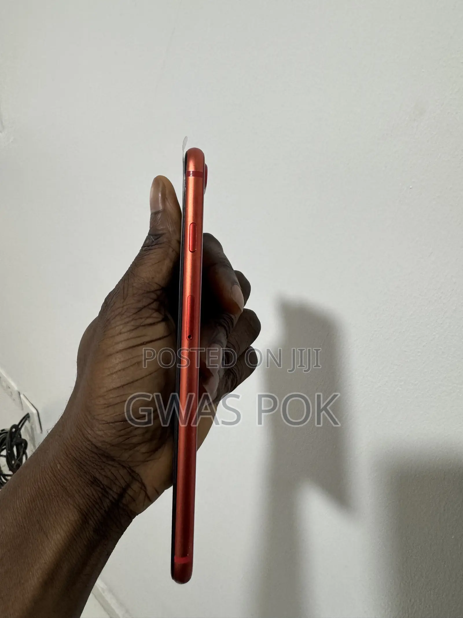 Apple iPhone 8 Plus 64 GB Red