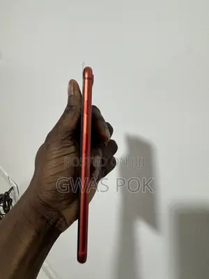 Apple iPhone 8 Plus 64 GB Red
