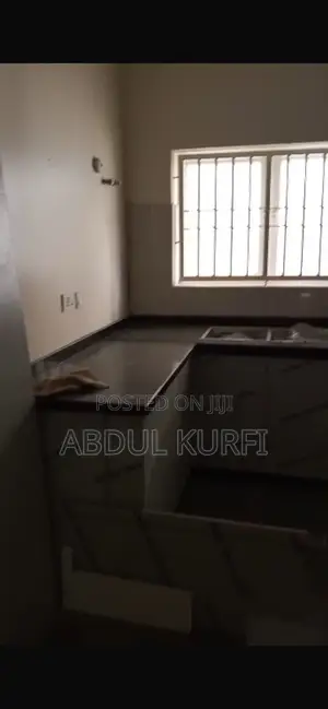 4bdrm Duplex in Mini Estate, Wuye for rent