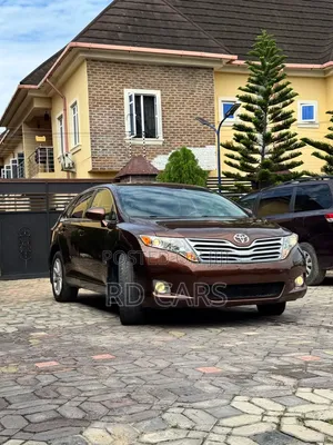 Toyota Venza LE 2011 Brown