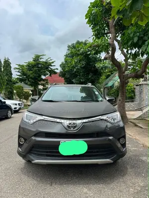 Toyota RAV4 2015 Gray