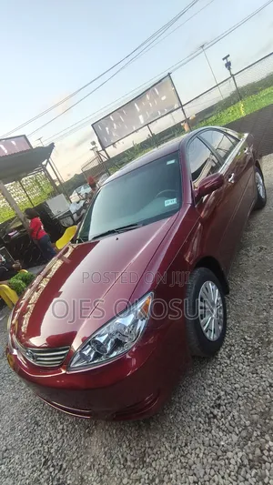 Toyota Camry 2004 Red