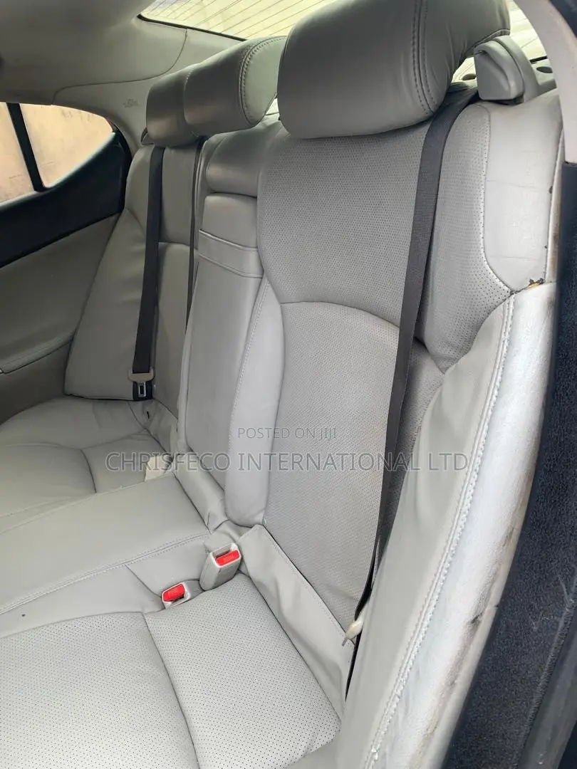 Lexus IS 2008 Green