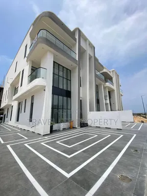 Furnished 5bdrm Condo in Private Estate Lekki for sale
