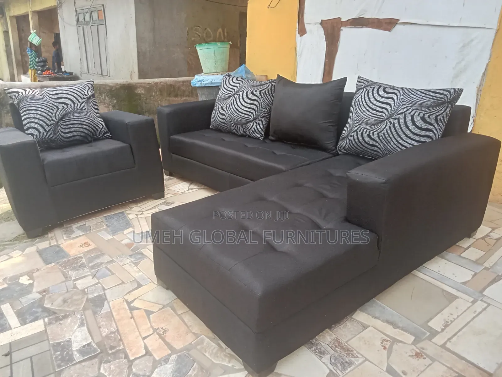 Standand L Form Sofa With Extra Single