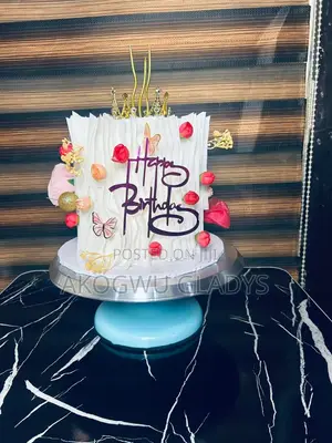 Moist and Fluffy Cake