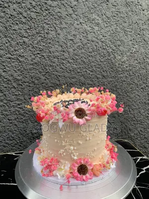 Moist and Fluffy Cake