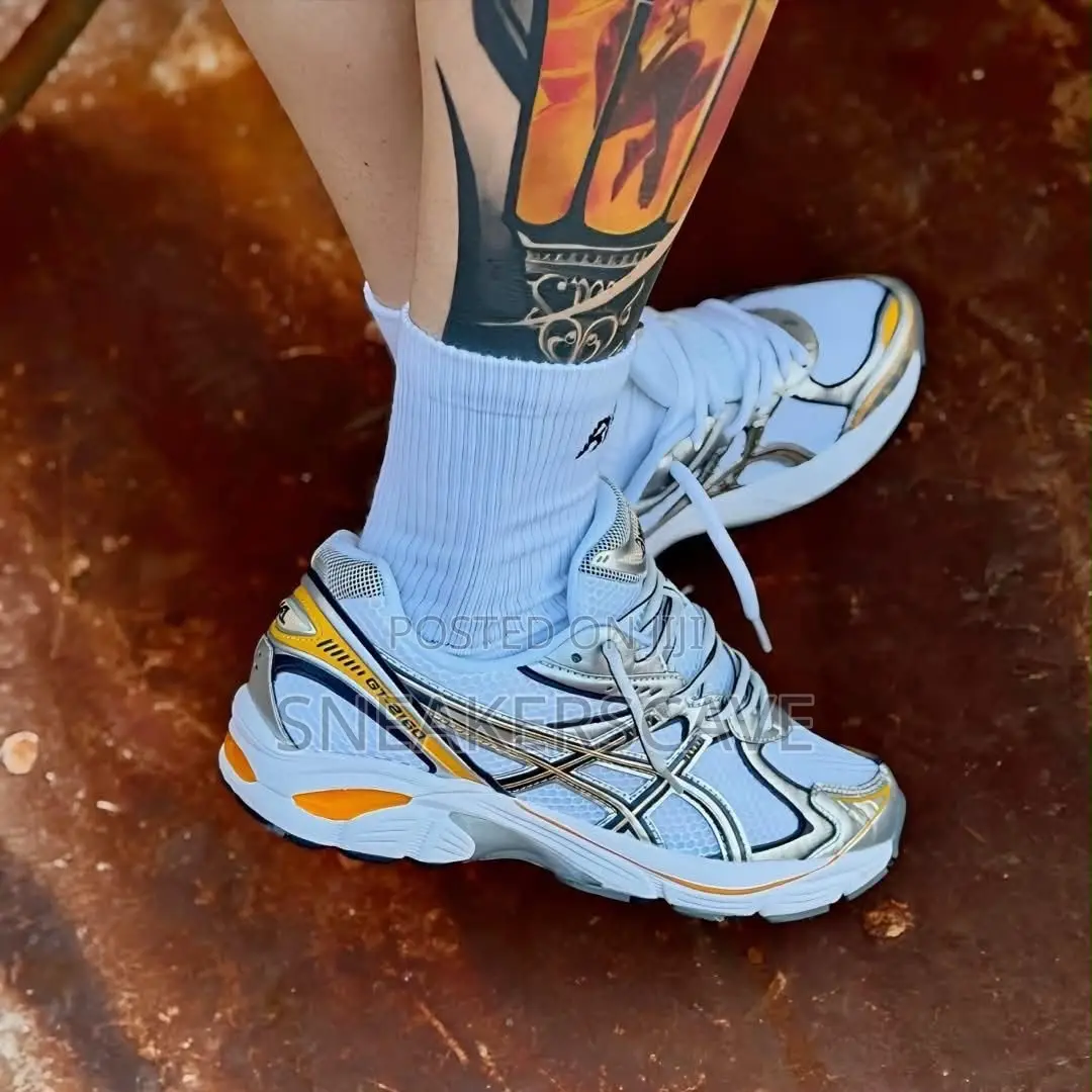 ASICS Gel-Kayano 14