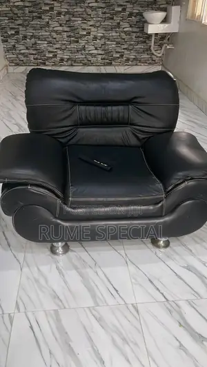 Sitting Room Chair