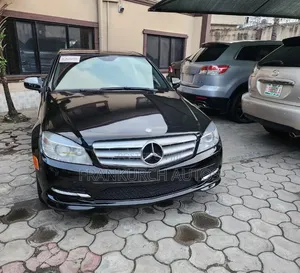 Mercedes-Benz C300 2009 Black