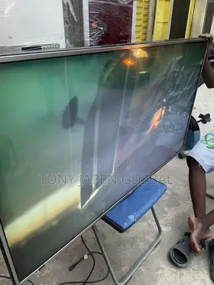 Foreign Used 55inch LG Smart TV Defect Line