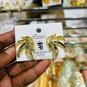 Earrings Collections