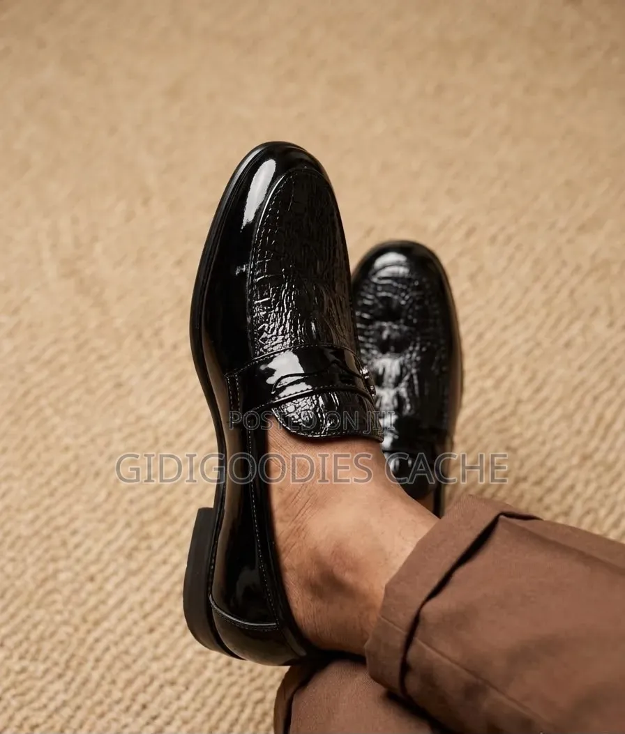 Black Patent Textured Loafers Size 40-45