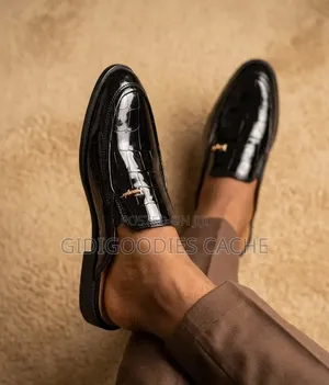 Black Patent Textured Loafers Size 40-45
