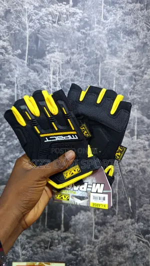 Gym Gloves Very Good Quality