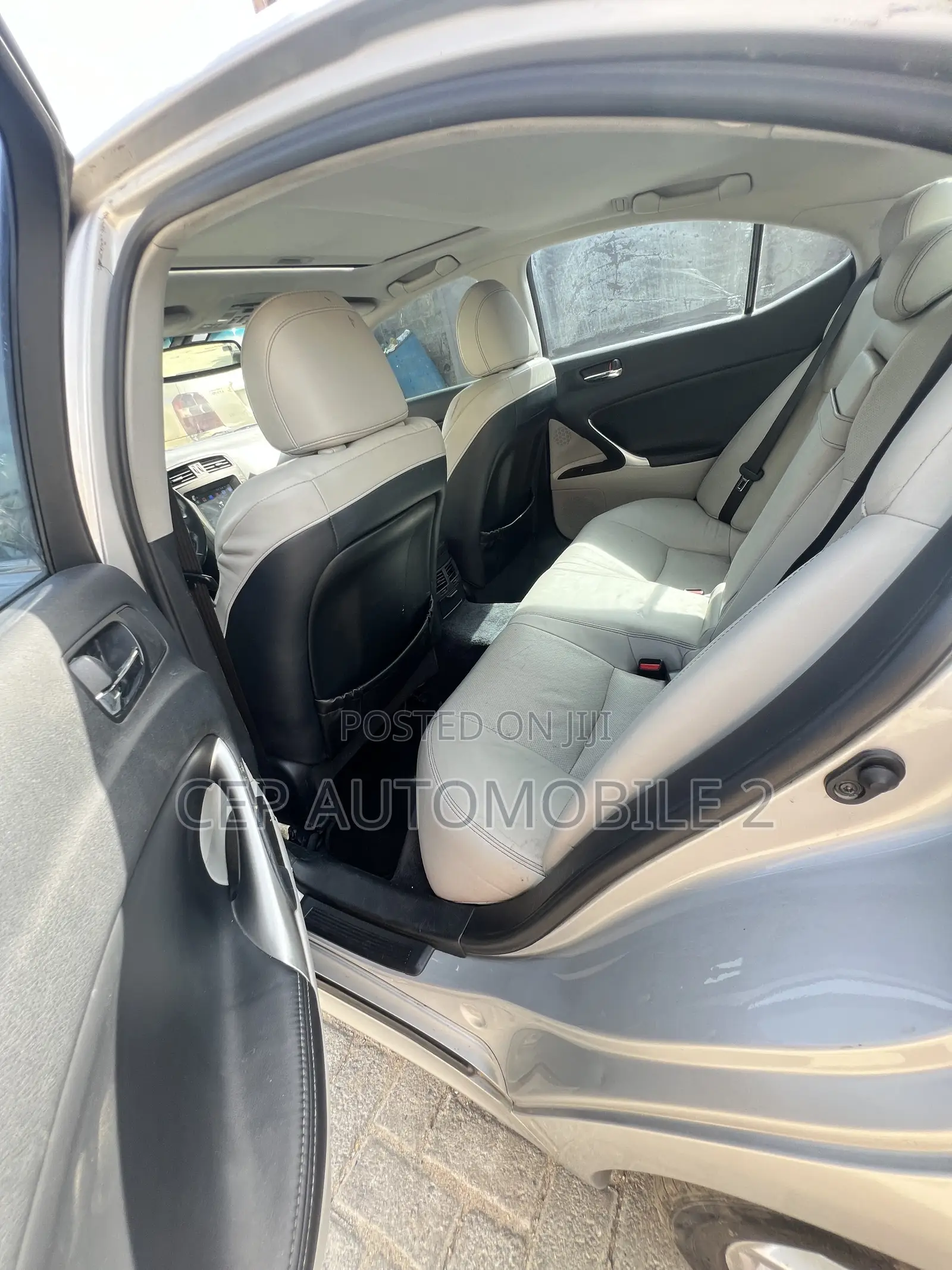 Lexus IS 2012 Silver