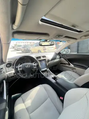 Lexus IS 2012 Silver