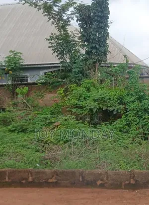 Very Dry Piece of Land Measuring 50ft by 120ft for Sale.