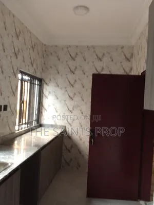 4bdrm Duplex in Chevy View Estate, Chevron for rent