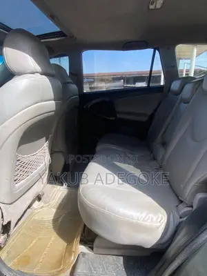 Toyota RAV4 2008 Green