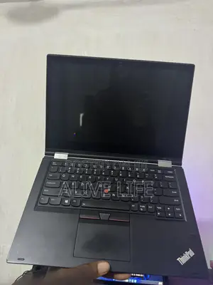 Laptop Lenovo ThinkPad X380 Yoga 16GB Intel Core i7 SSD 128GB