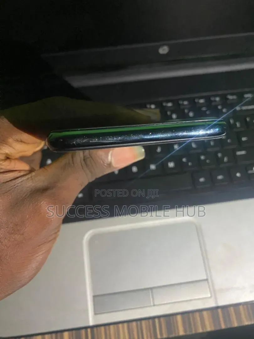 Apple iPhone 11 Pro Max 64 GB Green
