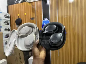 Bose Quiet Comfort Ultra Headphones With Noise Cancellation