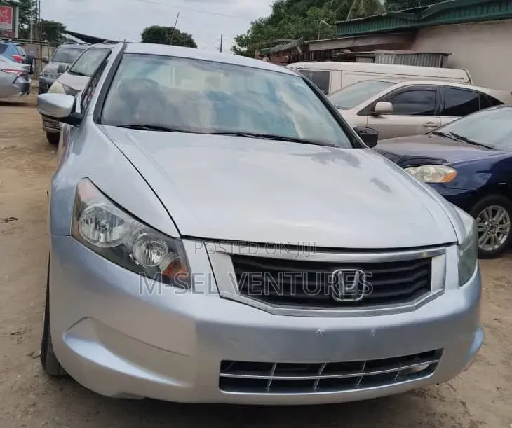 Honda Accord 2010 Silver