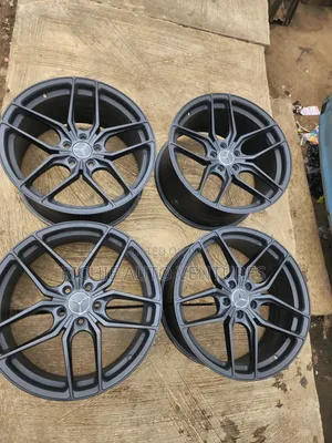 Quality 19-Inch Rim.