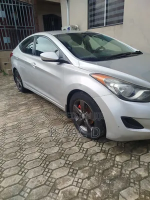 Hyundai Elantra 2013 Silver