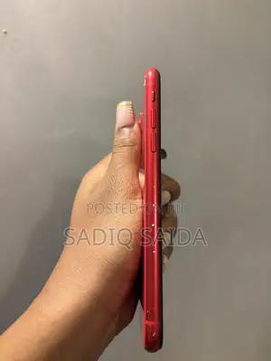 Apple iPhone 11 64 GB Red