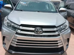 Toyota Highlander Limited Platinum 4x4 V6 (3.5L 6cyl 8A) 2017 Silver