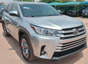 Toyota Highlander Limited Platinum 4x4 V6 (3.5L 6cyl 8A) 2017 Silver