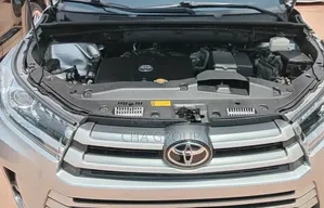 Toyota Highlander Limited Platinum 4x4 V6 (3.5L 6cyl 8A) 2017 Silver