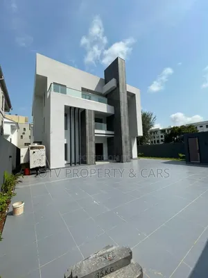 5bdrm Duplex in Banana Island for sale